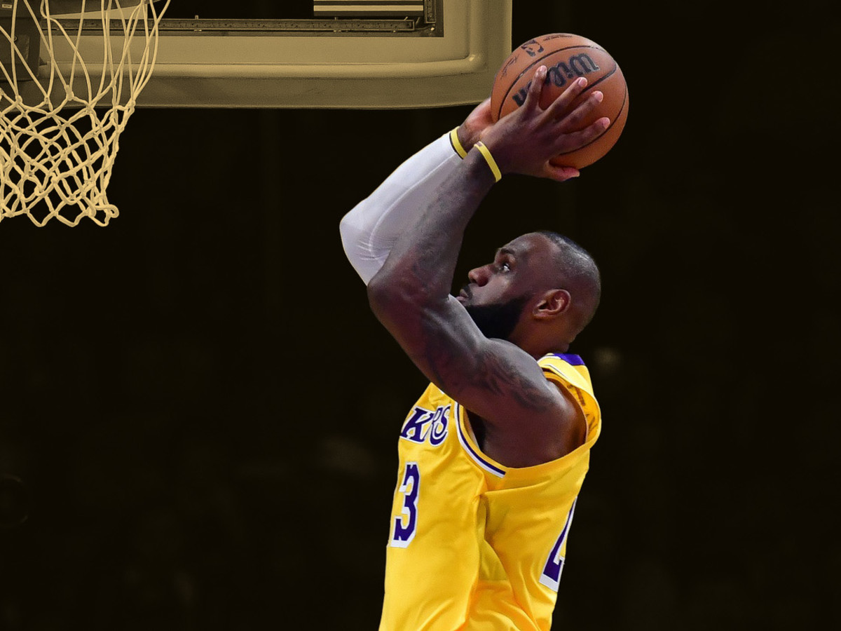 LeBron James responds to "no bag" criticism - Basketball Network