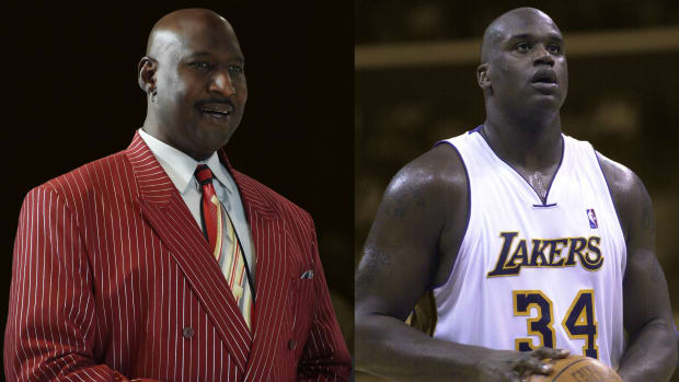 shaquille o'neal breaks backboard