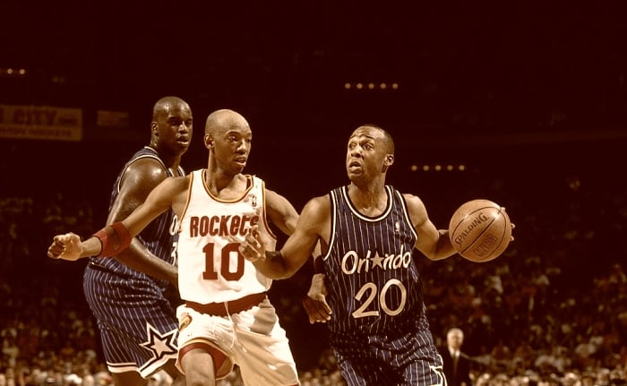 HOUSTON - JUNE 11: Brian Shaw #20 of the Orlando Magic drives to the basket against Sam Cassell #10 of the Houston Rockets in Game Three of the 1995 NBA Finals at the Summit on June 11, 1995 in Houston, Texas. The Rockets won 106-103. NOTE TO USER: User expressly acknowledges that, by downloading and or using this photograph, User is consenting to the terms and conditions of the Getty Images License agreement. Mandatory Copyright Notice: Copyright 1995 NBAE (Photo by Nathaniel S. Butler/NBAE via Getty Images)