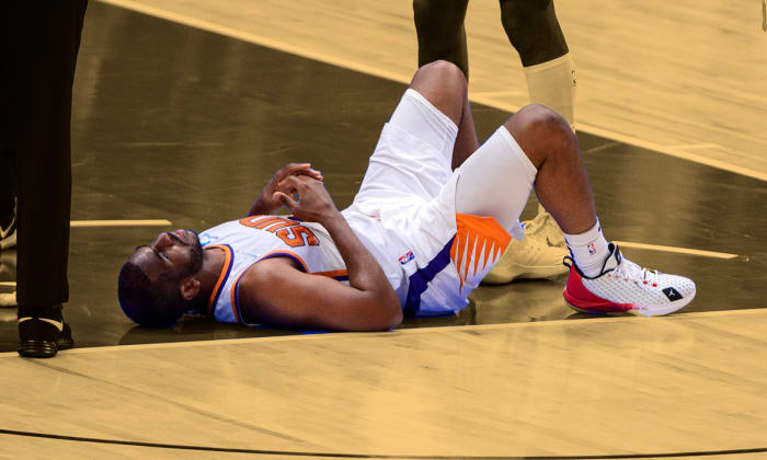 Chris Paul has been historically bad when his teams have taken a 2-0 lead in the playoffs, and it’s happening again against the Dallas Mavericks
