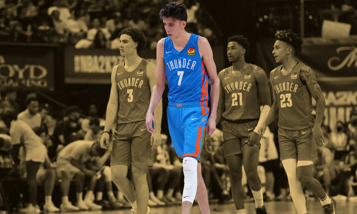Chet Holmgren has potentially torn ligaments in his foot, casting a big question mark on his status for the 2022-23 season