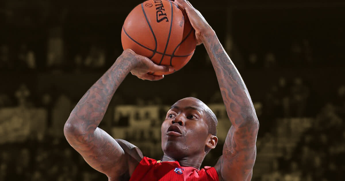 Jamal Crawford with a great breakdown on the importance of the midrange game Basketball