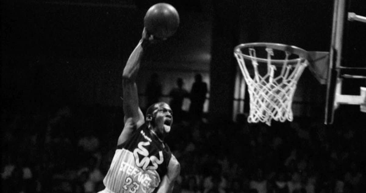 Jordan Shatters the Backboard in Trieste, Italy (1985) Basketball