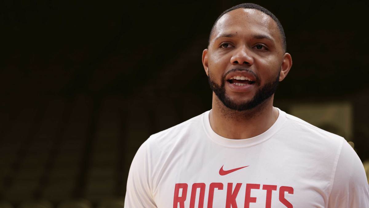 December 13, 2022; Houston Rockets' guard Eric Gordon during warm-up before the game against the Phoenix Suns at Toyota Center