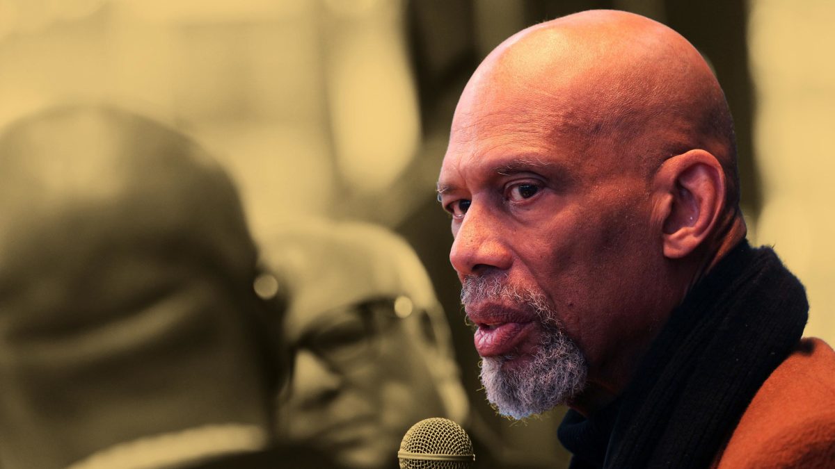 Kareem Abdul-Jabbar talks with Grady Crosby and Jim Paschke, at the "Diversity and Inclusion Conversation" at the MECCA Sports Bar and Grill