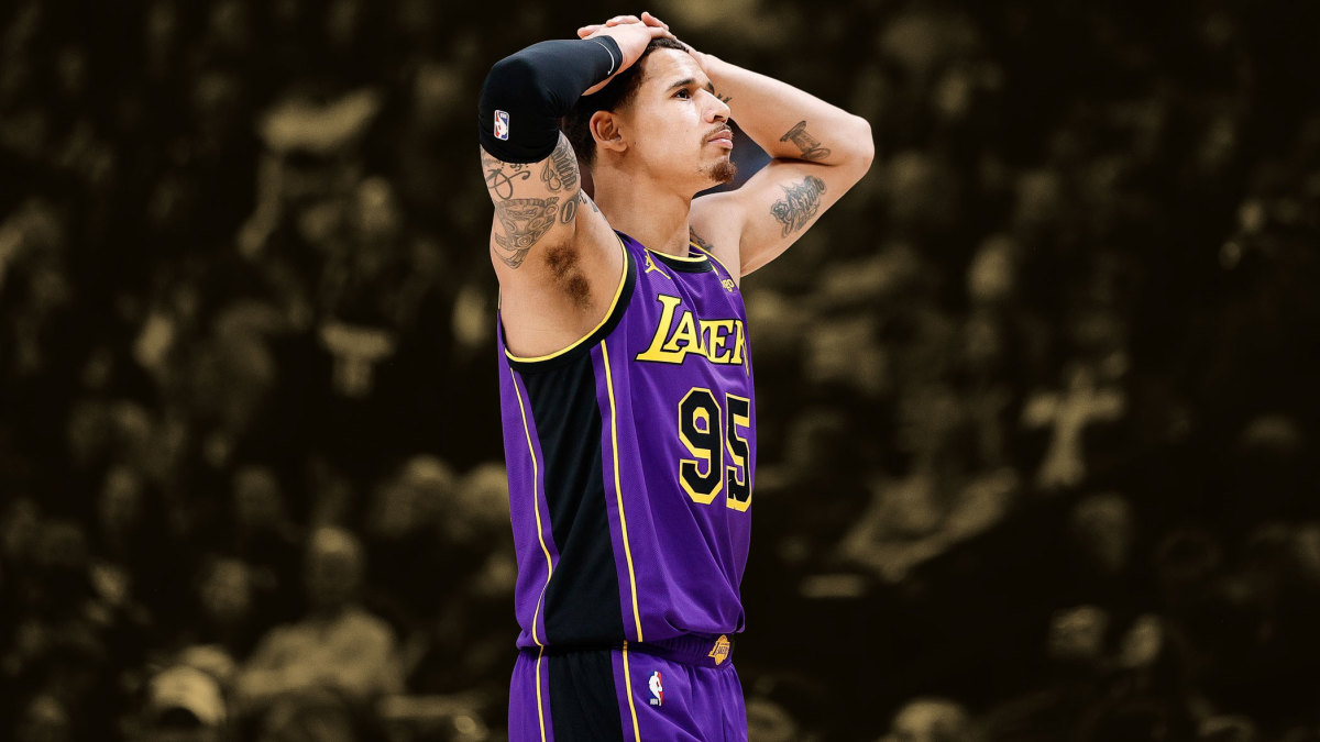Lakers: Juan Toscano-Anderson bought his mom courtside tickets to enjoy Warriors ring night - Silver Screen and Roll