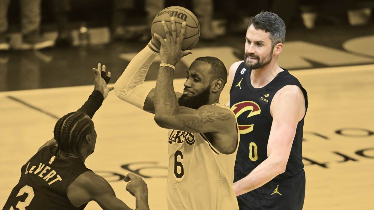 James and Cavaliers Look Good in Return to Orlando - The New York