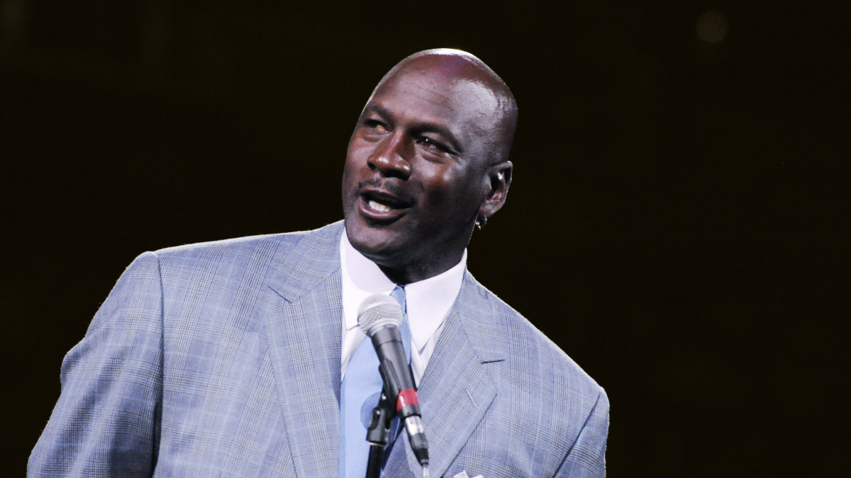 michael jordans wide