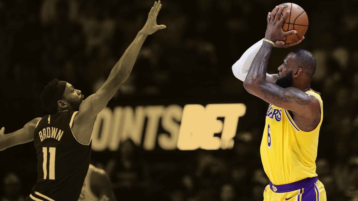 Paul raves about LeBron James' unstoppable 'Look Down' three