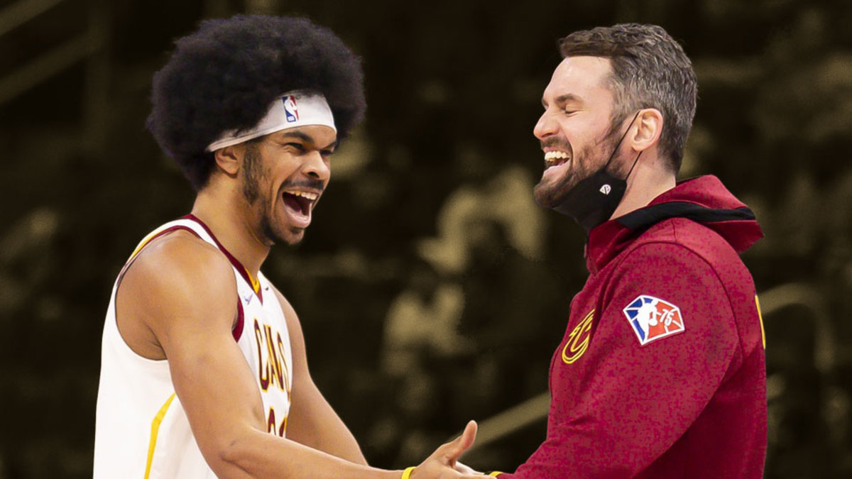 Jarrett Allen clowns Kevin Love — “Kevin’s 52 years old” Basketball