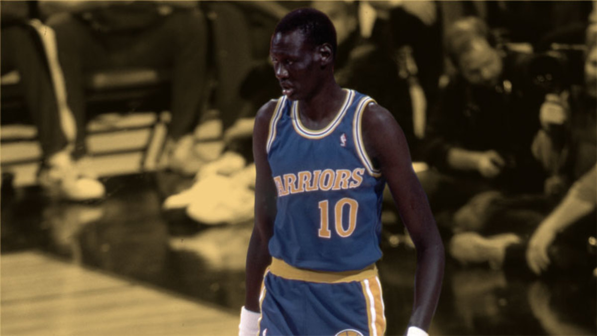 The time Manute Bol hit six threes in one half - Basketball