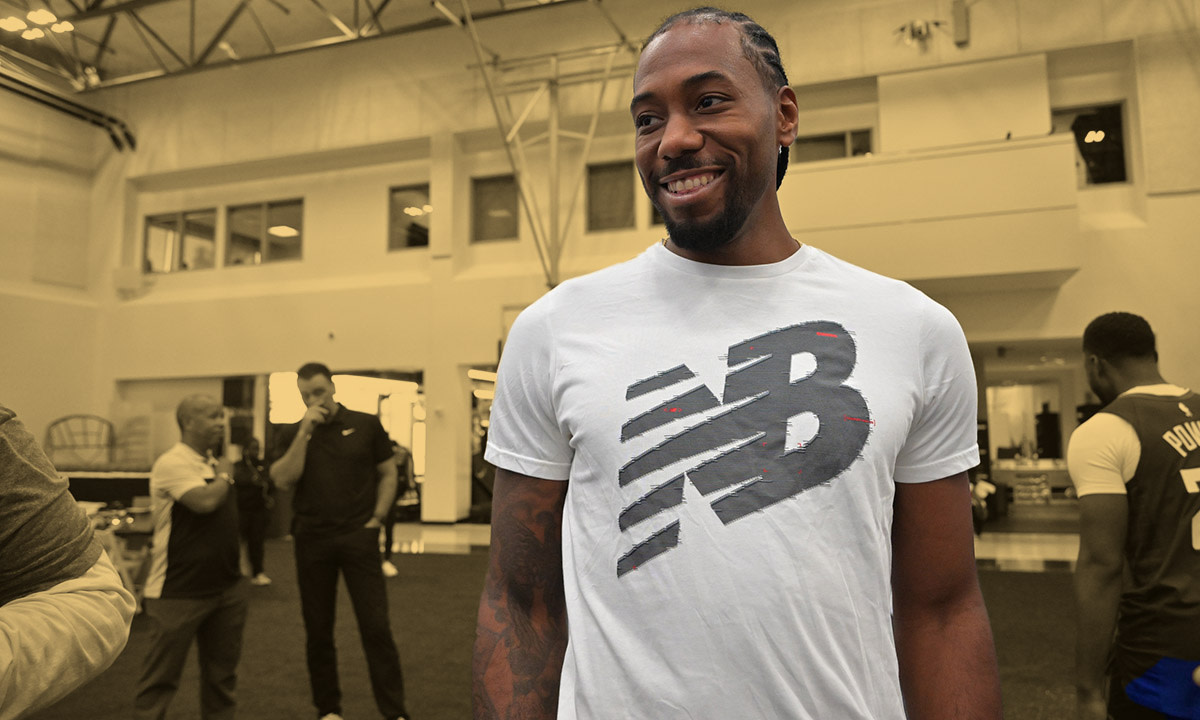 Kawhi Leonard appears to have torn off the Nike logo from his jersey in ...