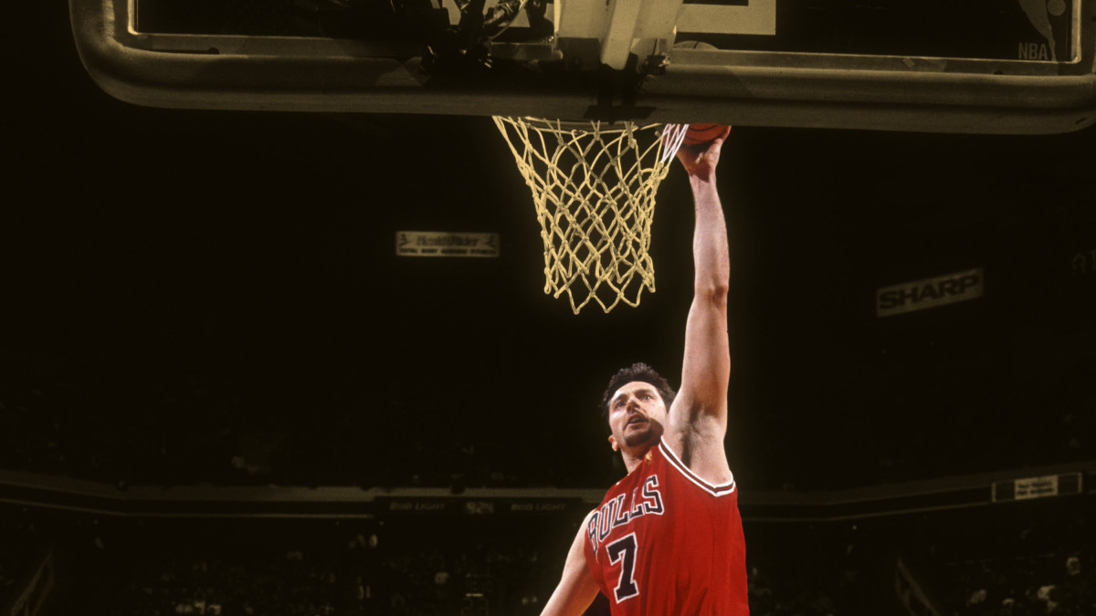 Chicago Bulls forward Toni Kukoc