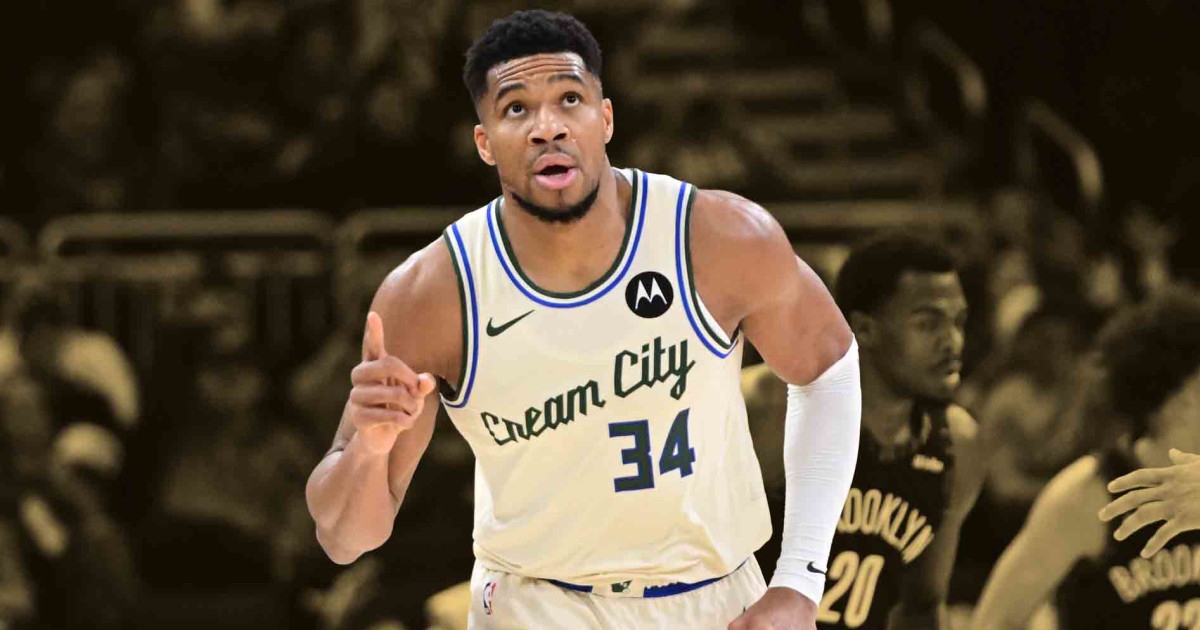 clb giannis collab