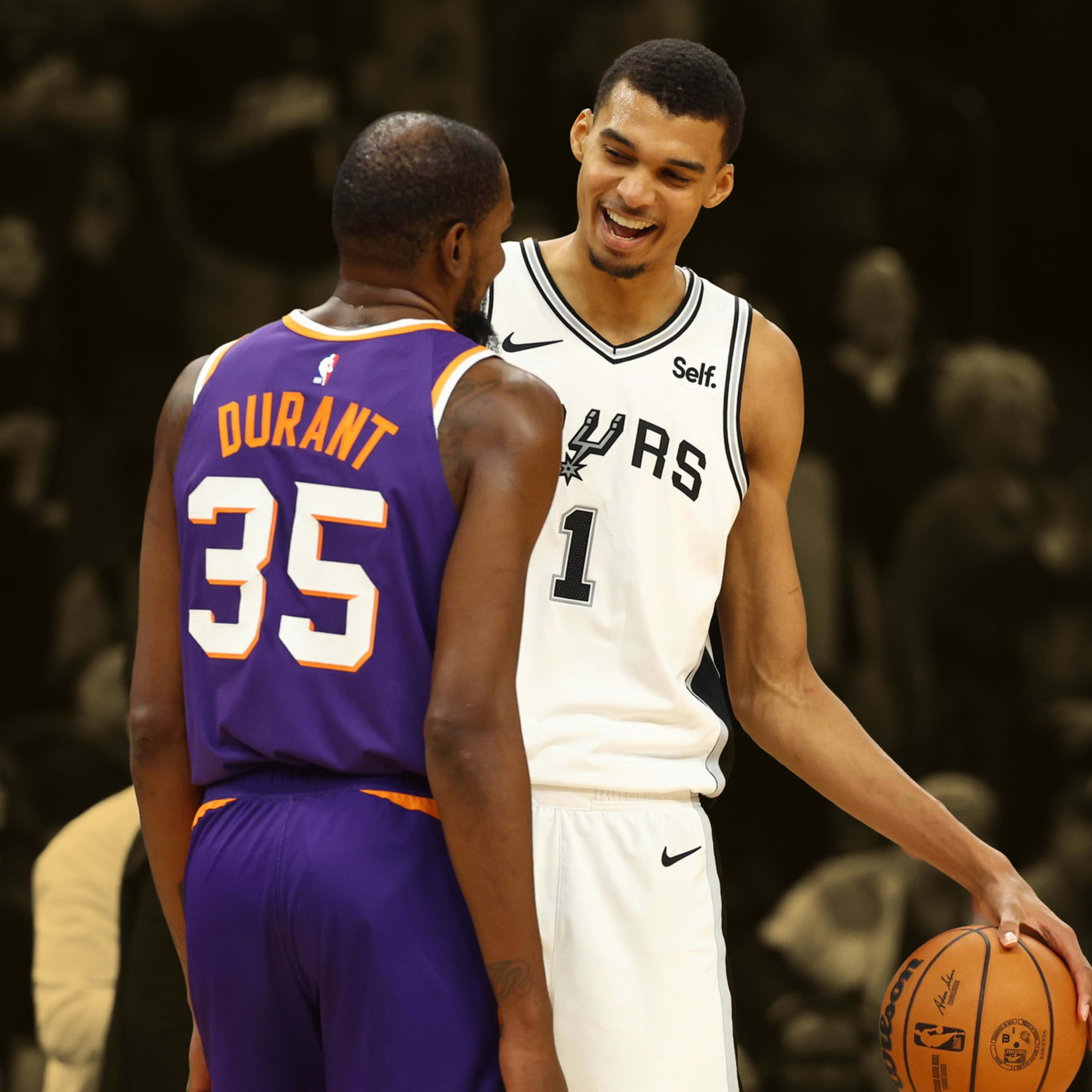 LaMarcus Aldridge reveals how close he was to signing with the Los Angeles  Lakers - Basketball Network, image size:3840x3840