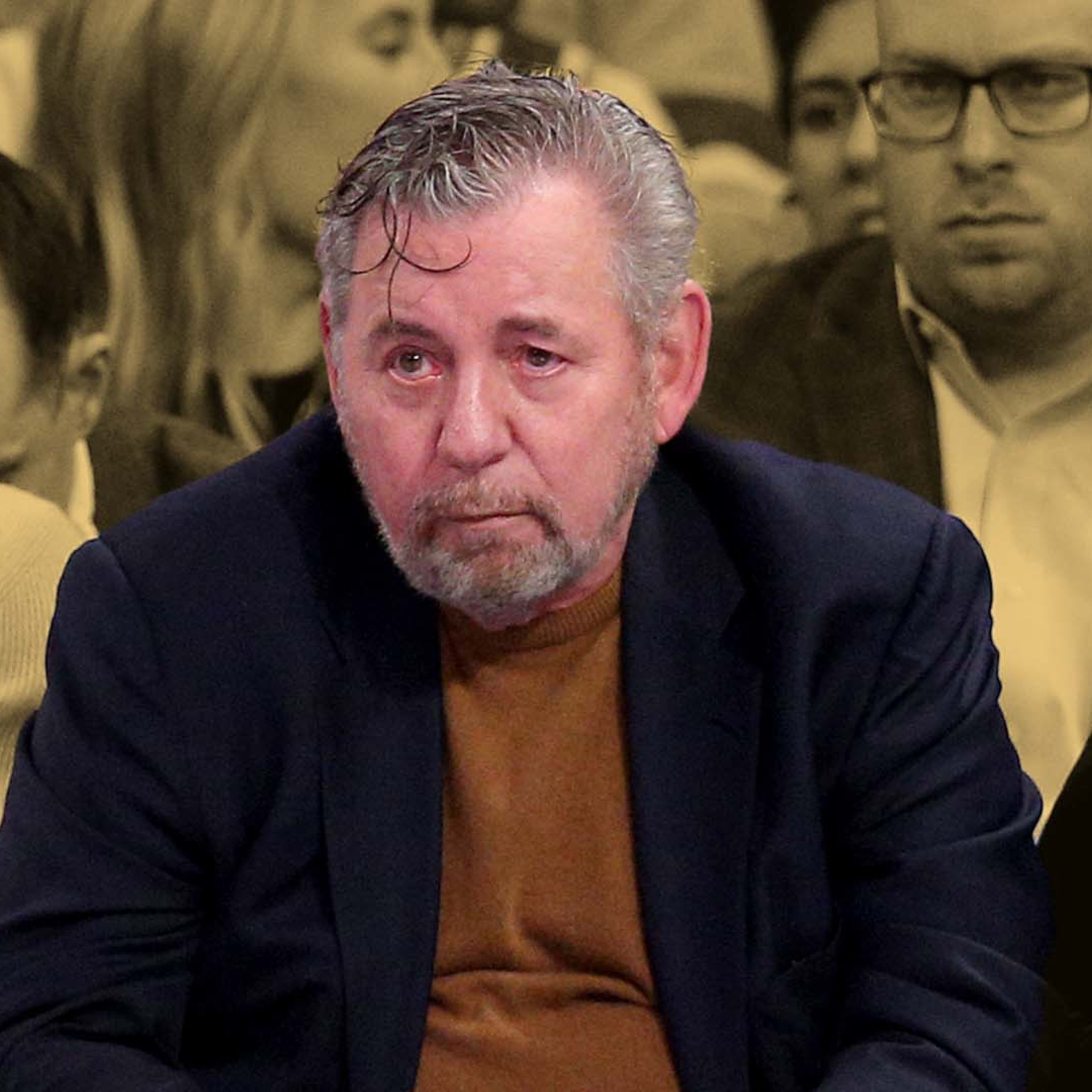 此聯名配色主要致敬他2009 年身穿綠色尼克球衣、化身「Krypto-Nate」飛越「超人」 @dwighthoward 的經典灌籃。鞋款選用「 Kryptonite（氪石）」主題配色，搭配綠藍光澤材質，呈現英雄氛圍。 - 鞋盒使用漫畫風格包裝，講述@naterobinson  的人生故事，外盒印有他自創的口號 ..., image size:3840x3840