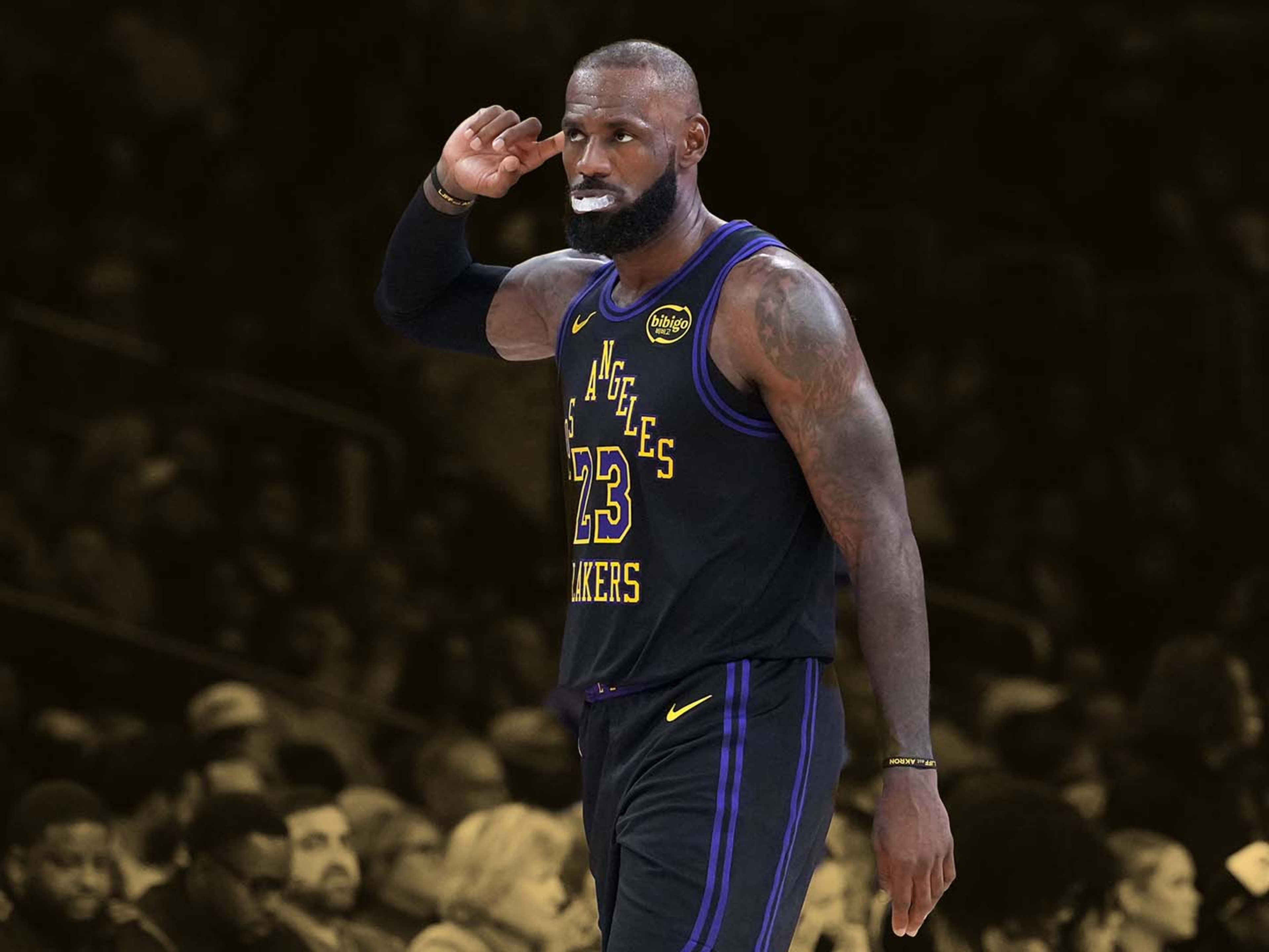 lebron james muscle lakers
